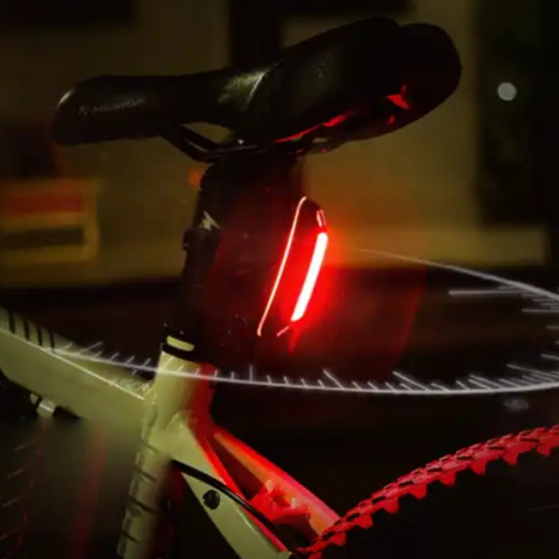 Ventoux SuperL Lava USB lygtesæt 300 lm med Firebird kombilygte